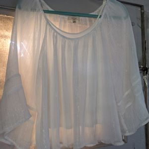 Magestic Flowy White Blouse